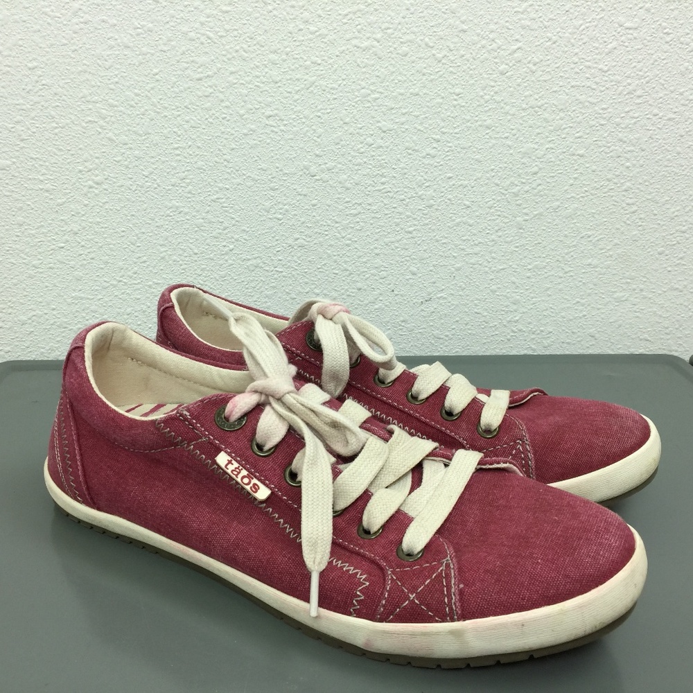 Taos Star Red Lace Up Sneakers Comfort Shoes 8.5
